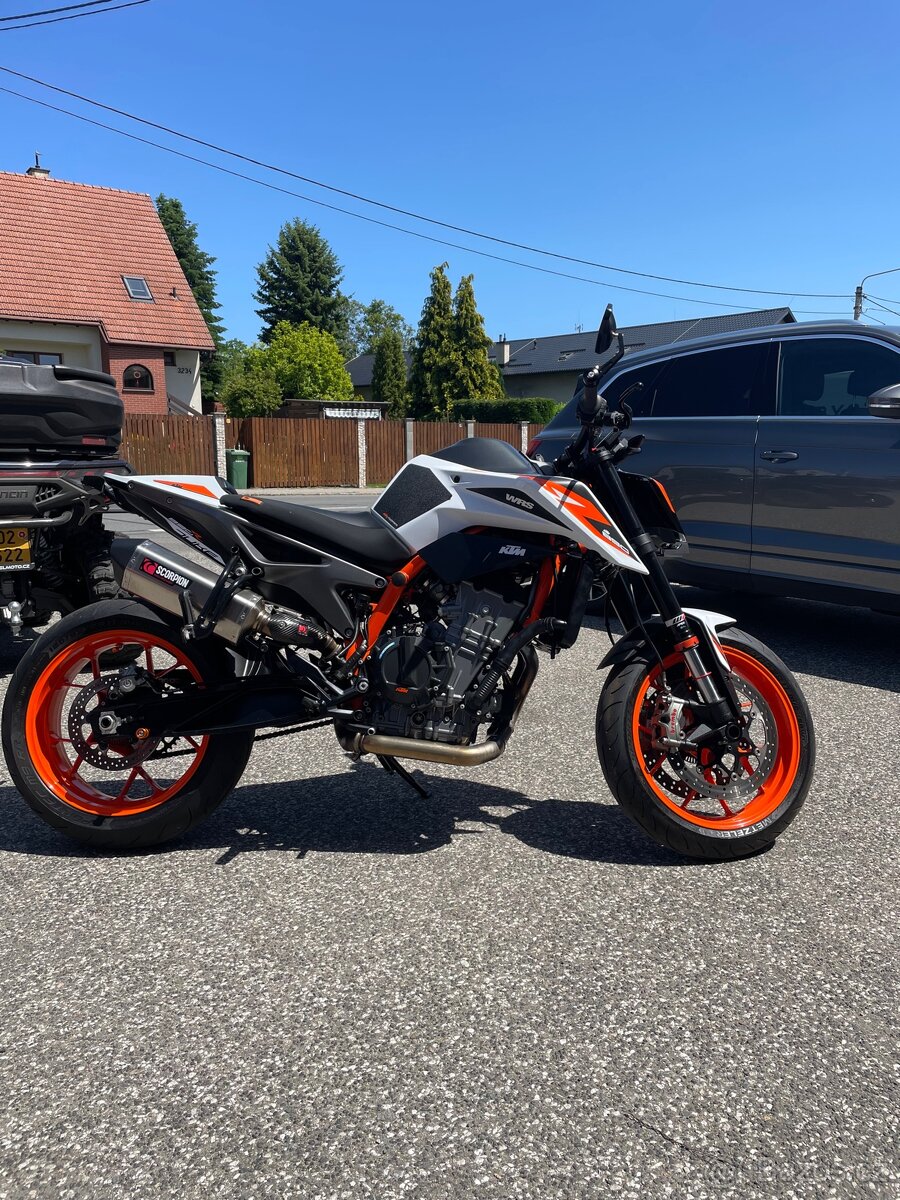 KTM 890 Duke R
