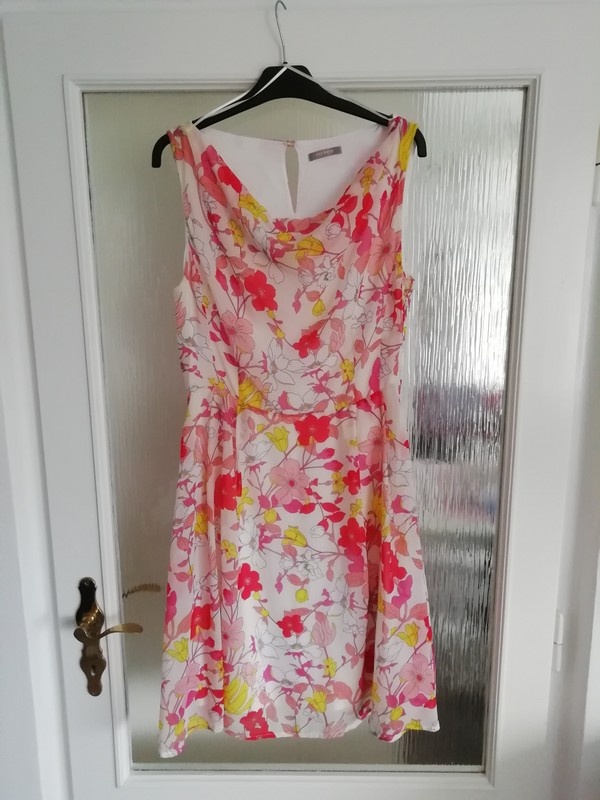 Letní šaty Orsay, velikost 38