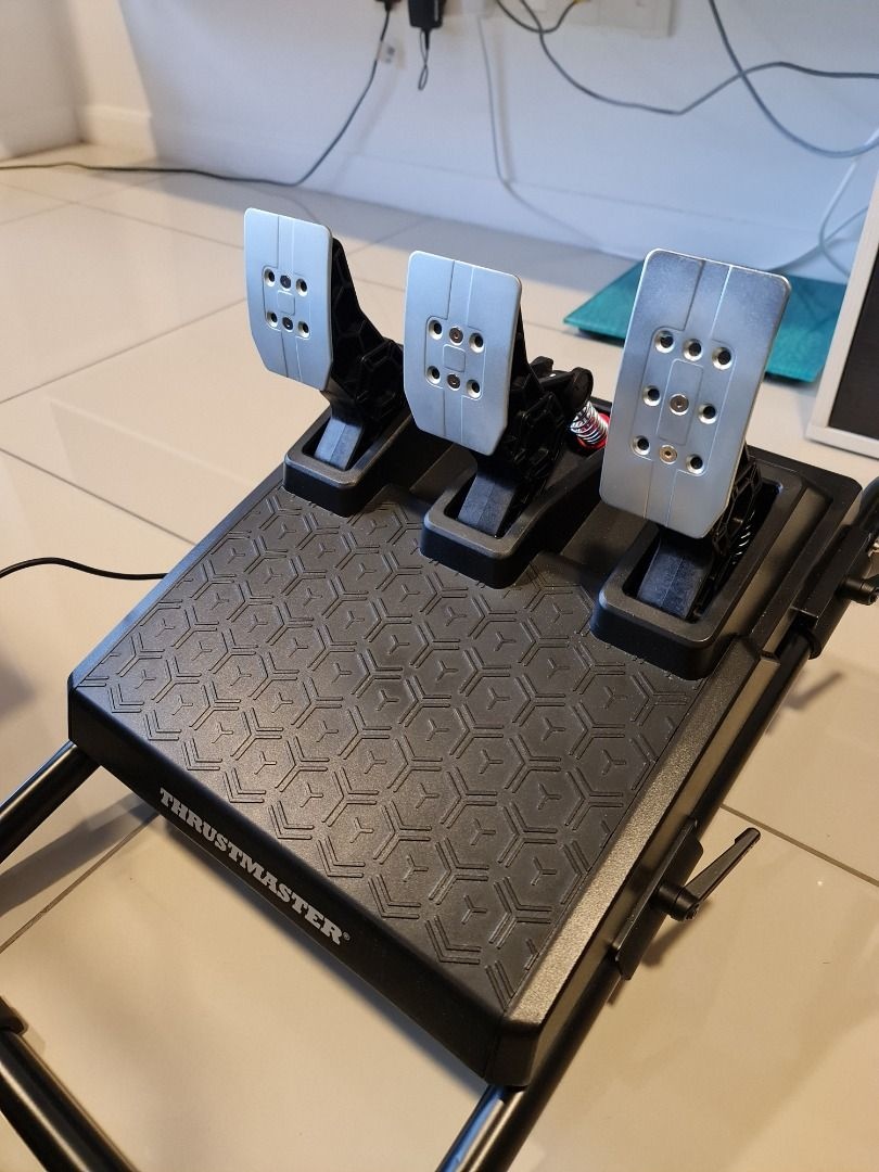Thrustmaster pedaly t3pm