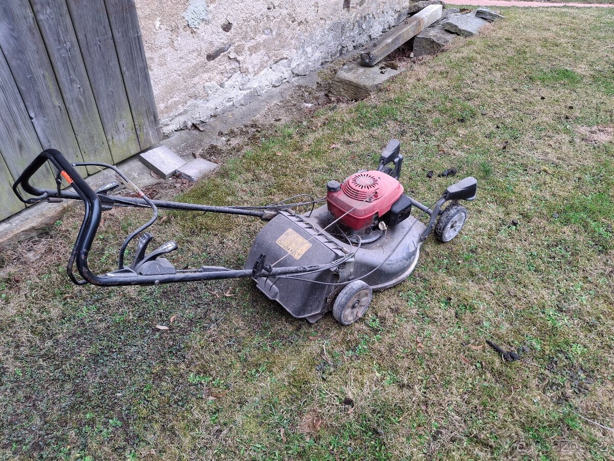 Sekačka honda