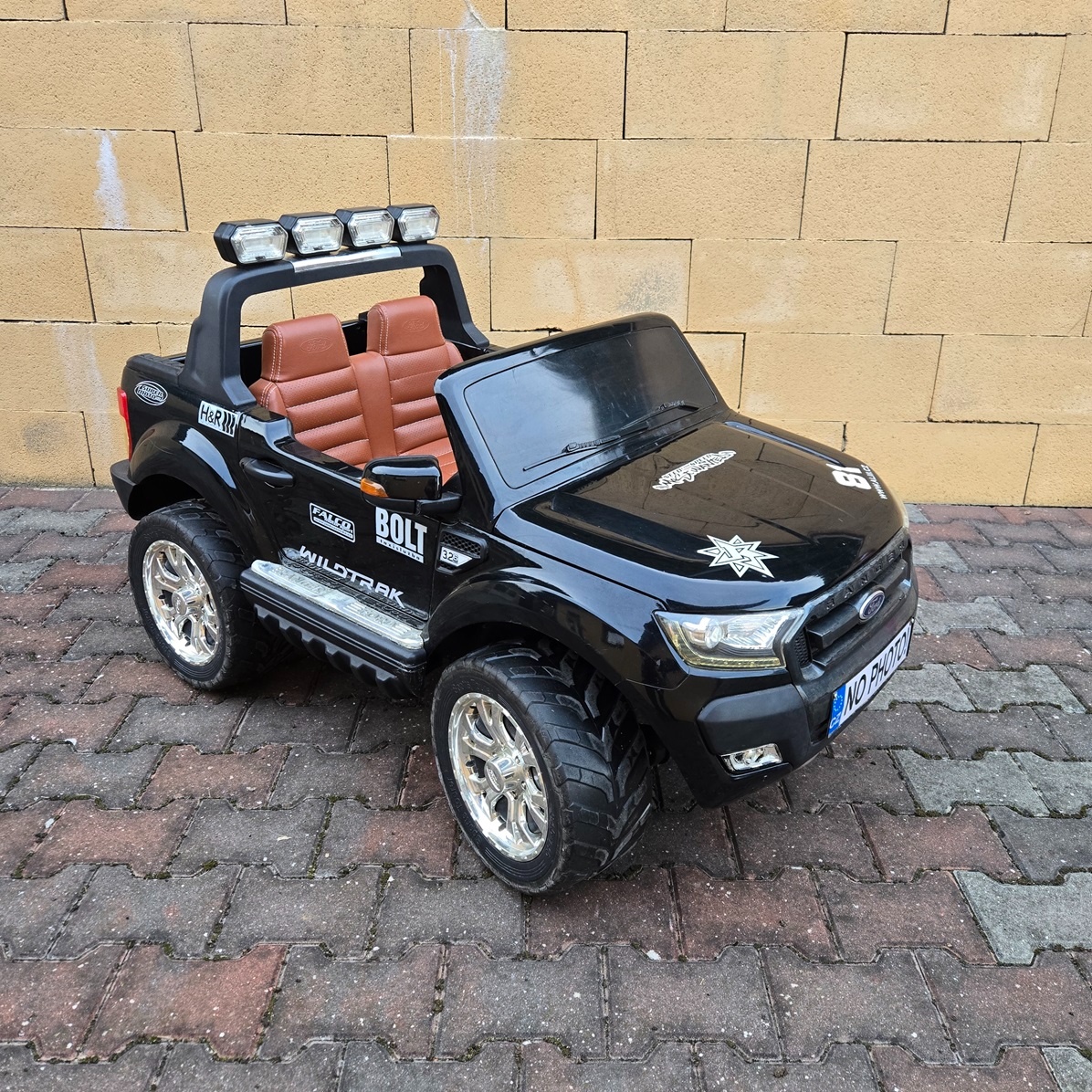 Dětské elektrické autíčko Ford Ranger Wildtrak 4x4