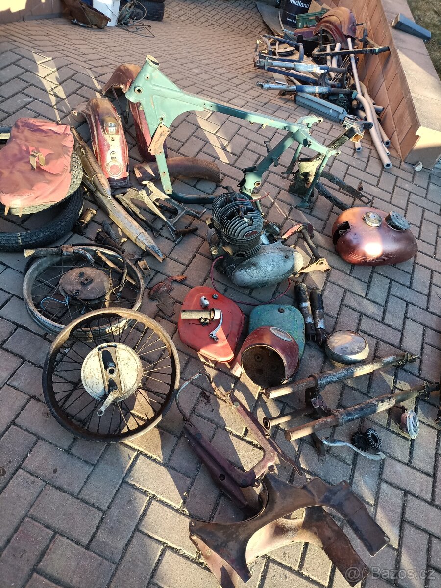Jawa 350 půlbuben