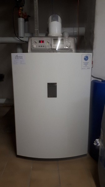 Olejový kondenzační kotel Buderus Logaplus package K51 S