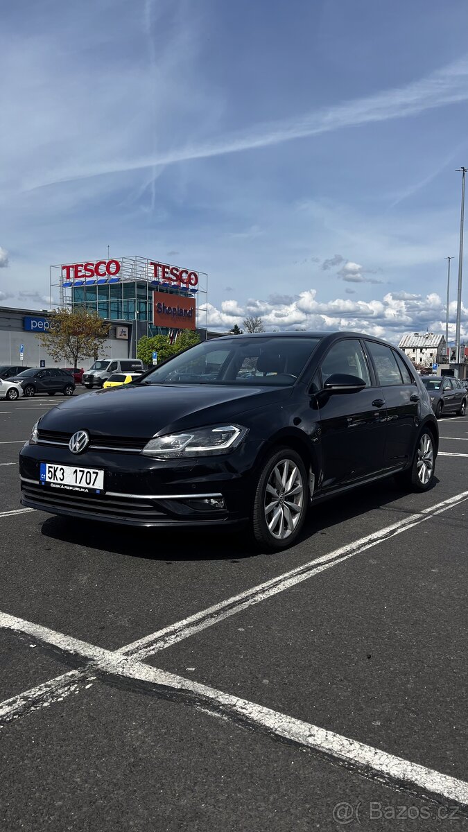 VW Golf 7.5 2.0 TDI 110kW, 2018, full LED
