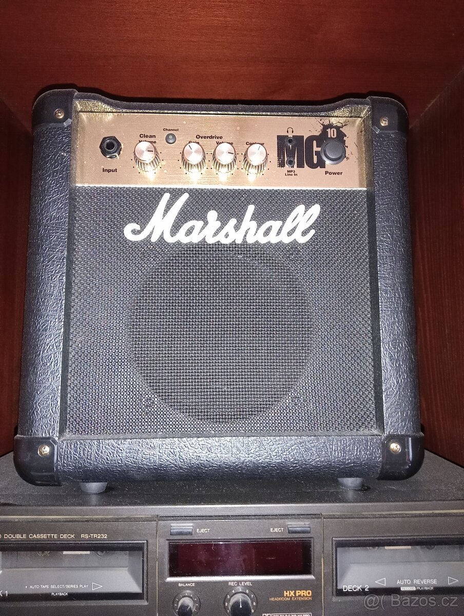 Combo Marshall MG 10