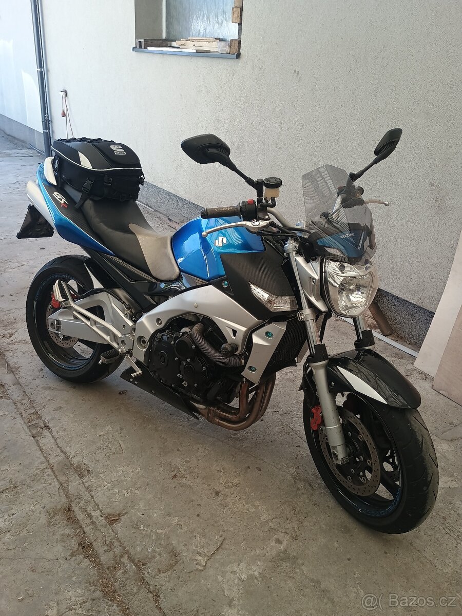 Suzuki GSR 600