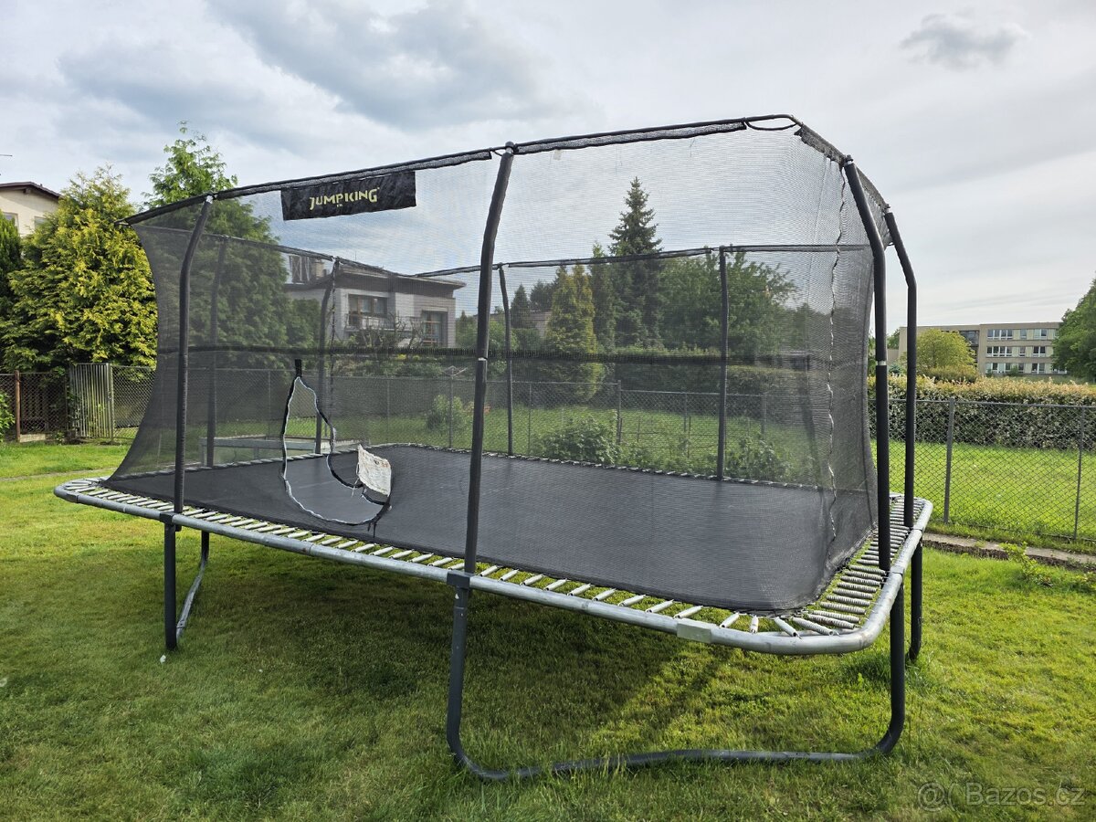 Trampolína JumpKing
