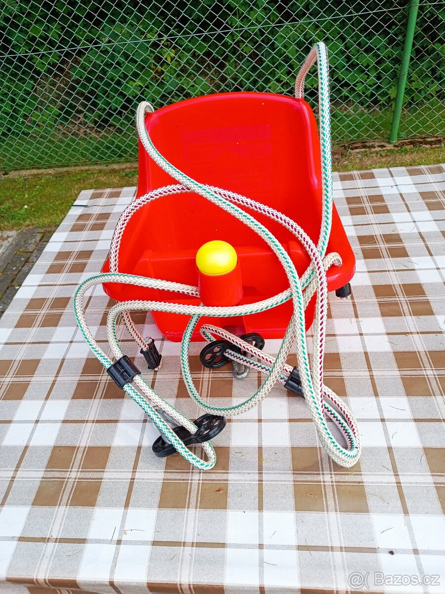houpačka s klaksonem