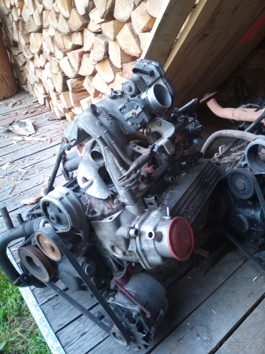 2x motor + převodovka Škoda Felicia 1.3mpi 50kw