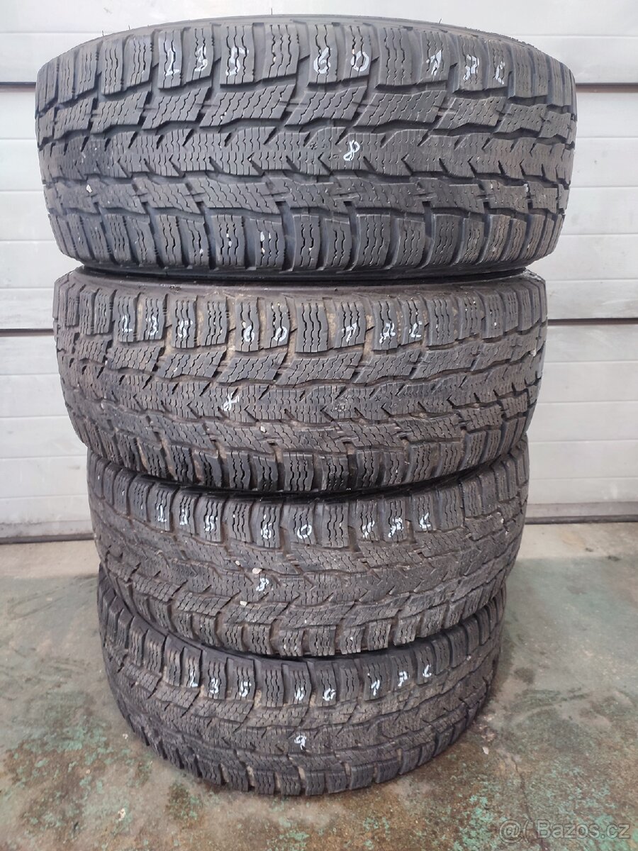 235/60/17C ZIMNÍ NOKIAN 4X DOT 4317