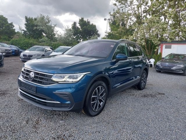 Volkswagen Tiguan TSI ACT Aut rok 02/2021
