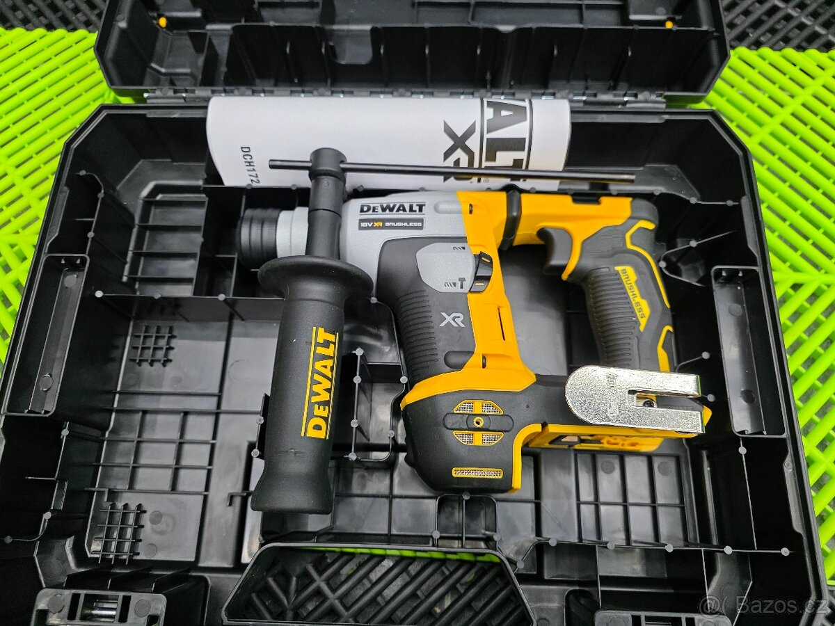 Nové SDS mini kladivo Dewalt DCH17NT