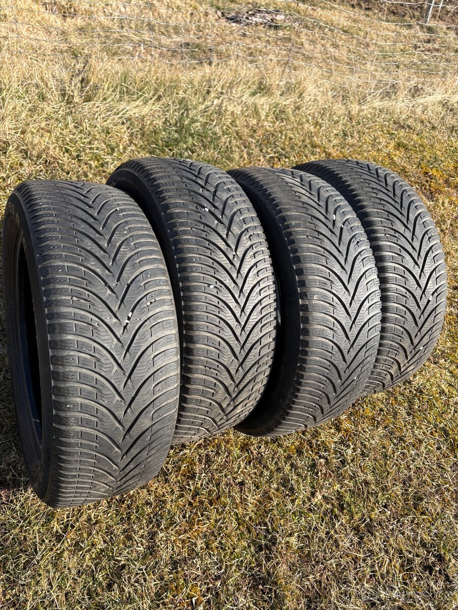 Pneu 205/55/16