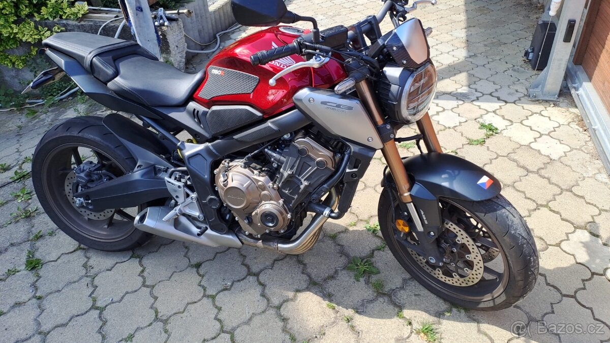 Zánovní Honda CB 650R. sleva 50.000Kč