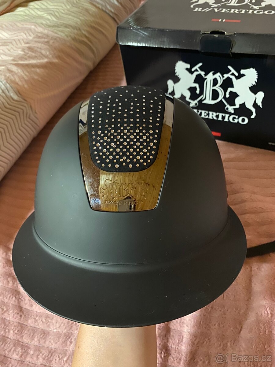 Jezdecká helma B//Vertigo