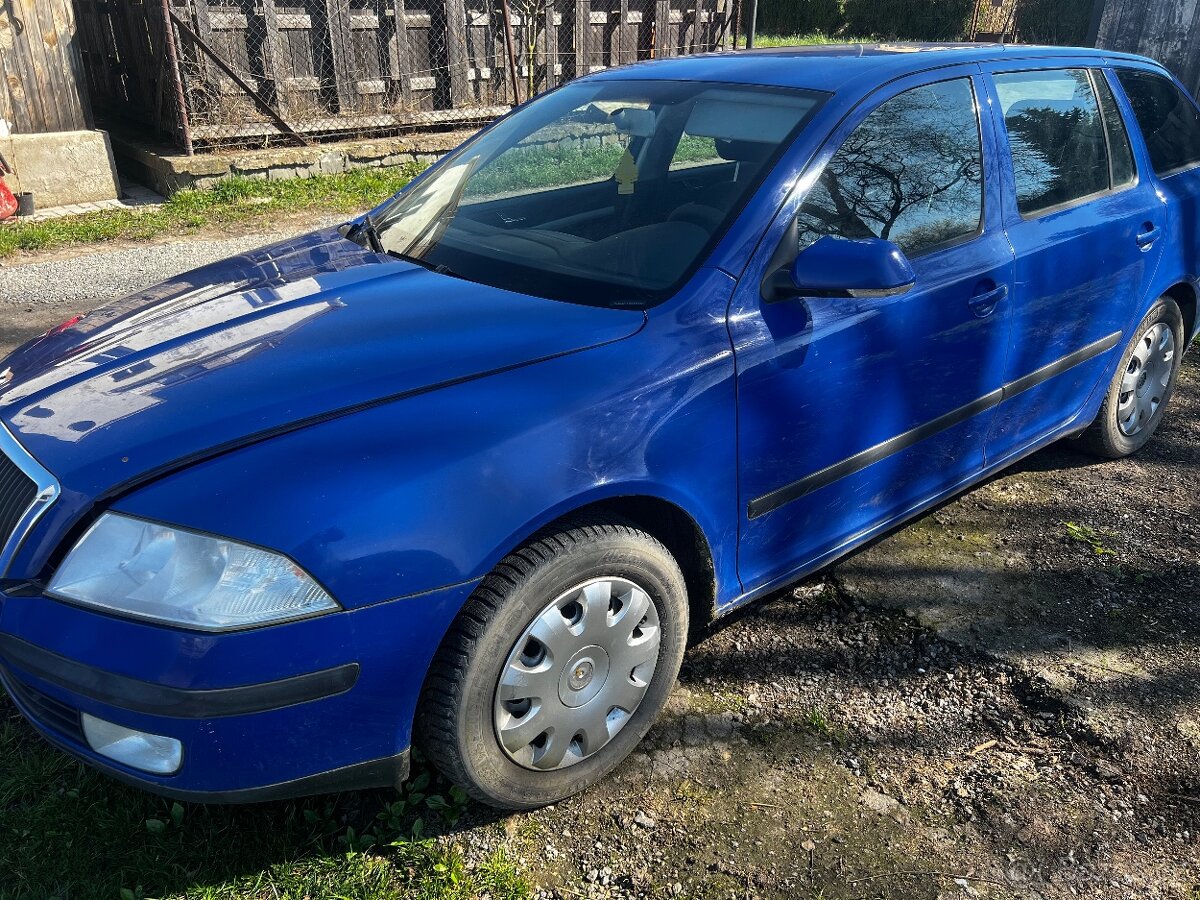 Octavia Combi 1,6 76Kw CNG rok 2008