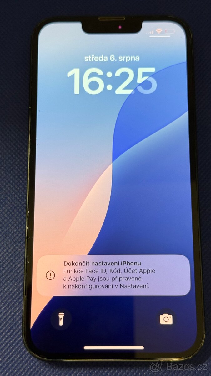 iPhone 14 128GB Black, pěkný stav