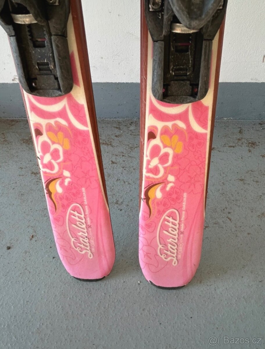 Sjezdové lyže 130cm