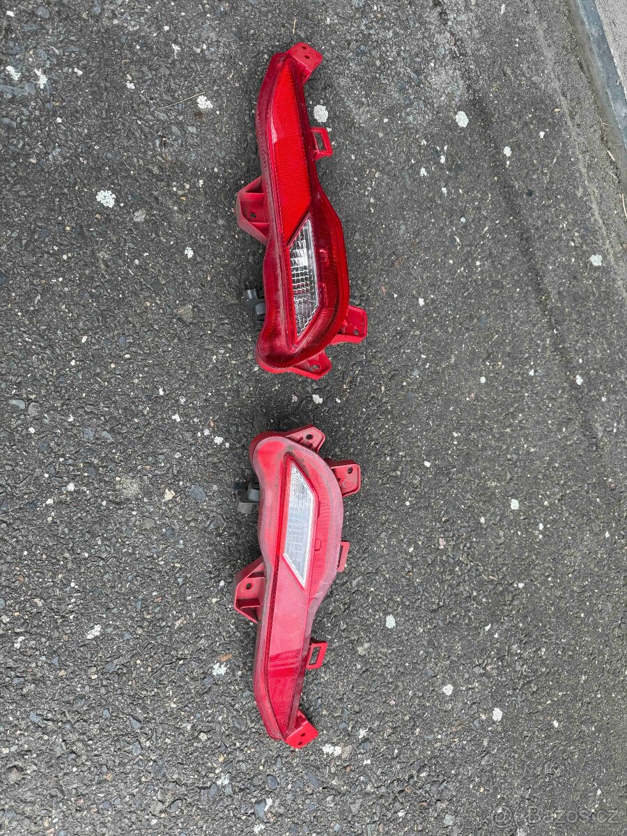 Kia ceed SW světla do nárazníku L+P