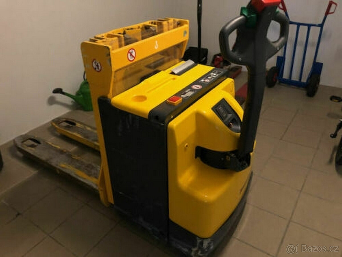 Jungheinrich EJD 220 mravenec s počátečním nábojem