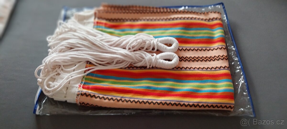 Houpací síť hamaka