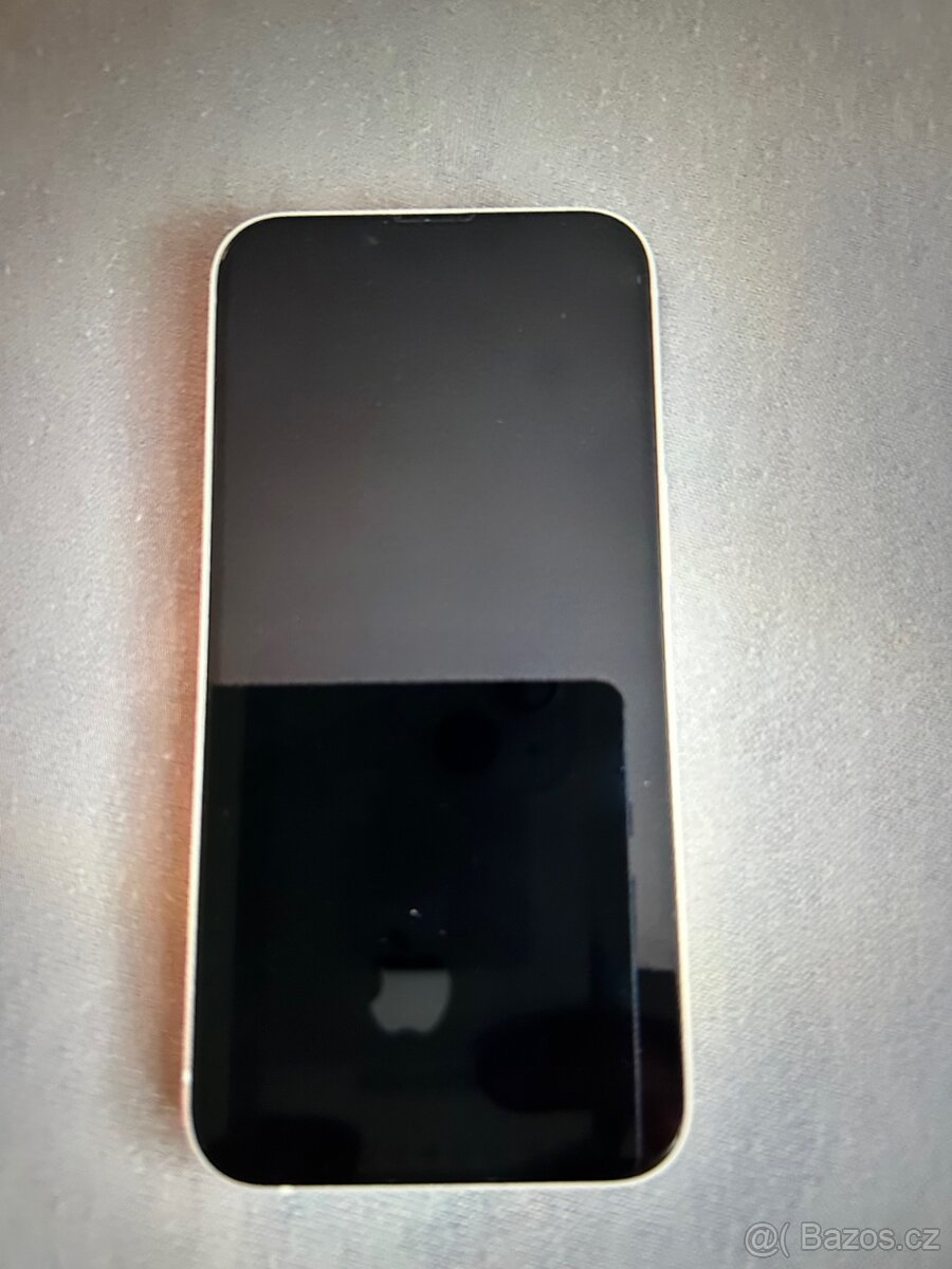 Mobilni telefon apple iPhone