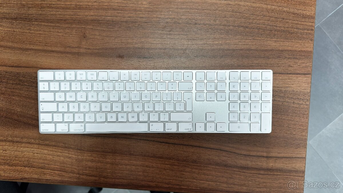Apple Magic Keyboard bezdrátová klávesnice - česká