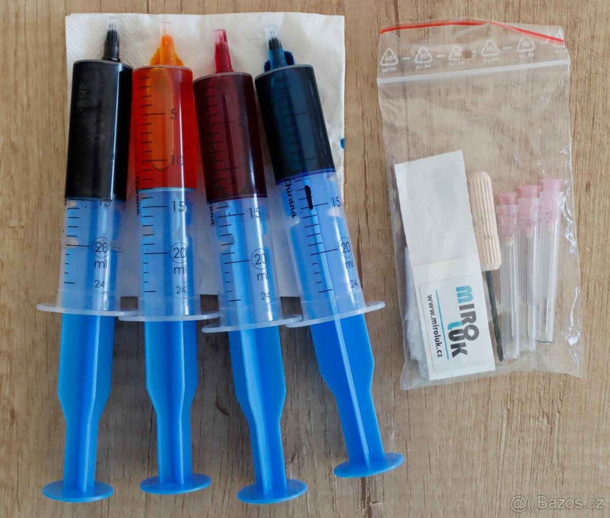 Doplňovací inkousty náplní HP 300BK a HP 300C značky Miroluk