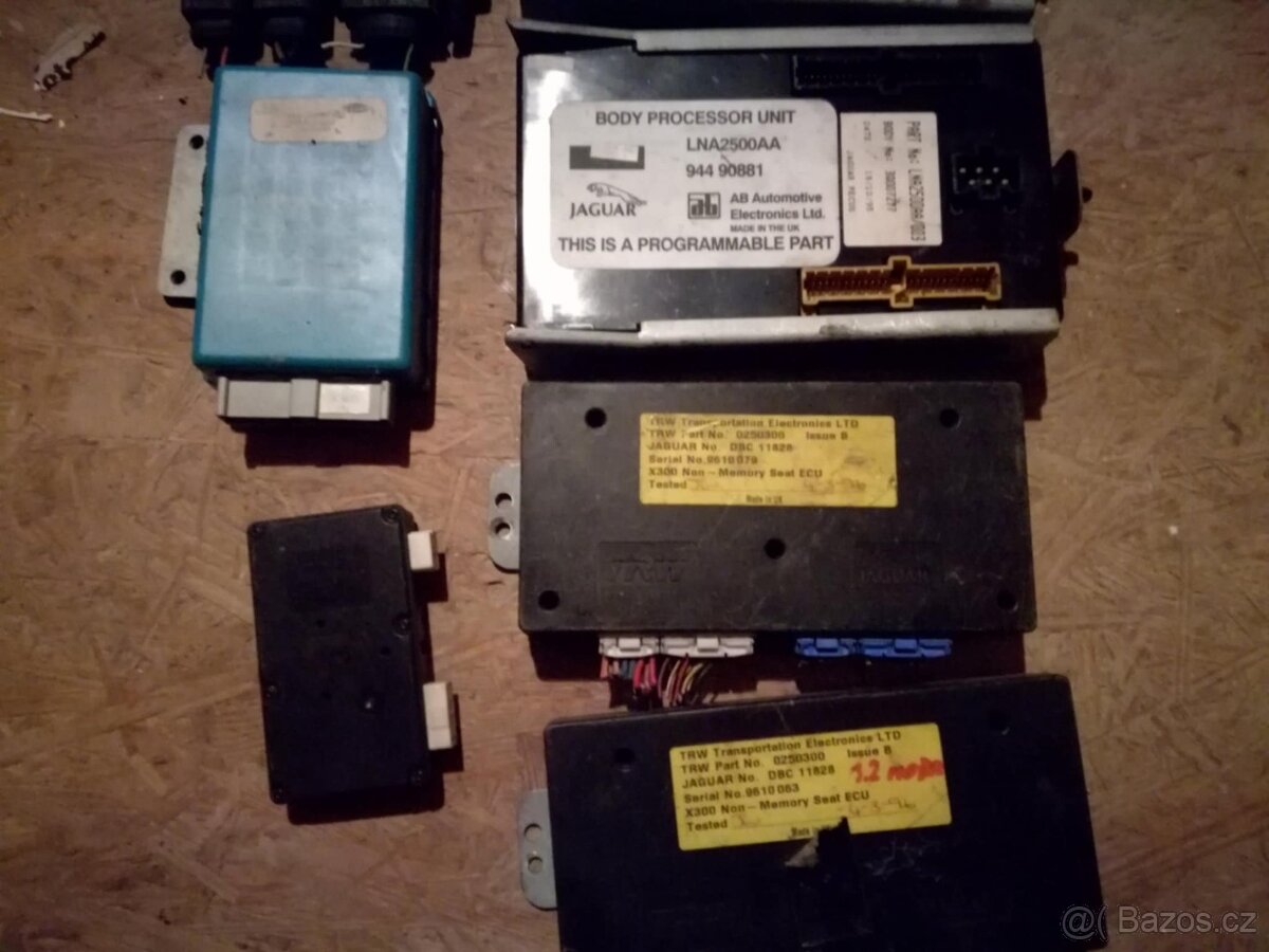 Jaguar XJ40 a X300 řídící jednotky