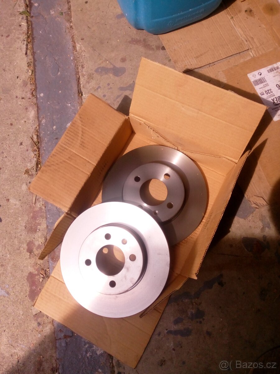 Brzdový kotouč Bosch - 256 mm rozteč 4x100