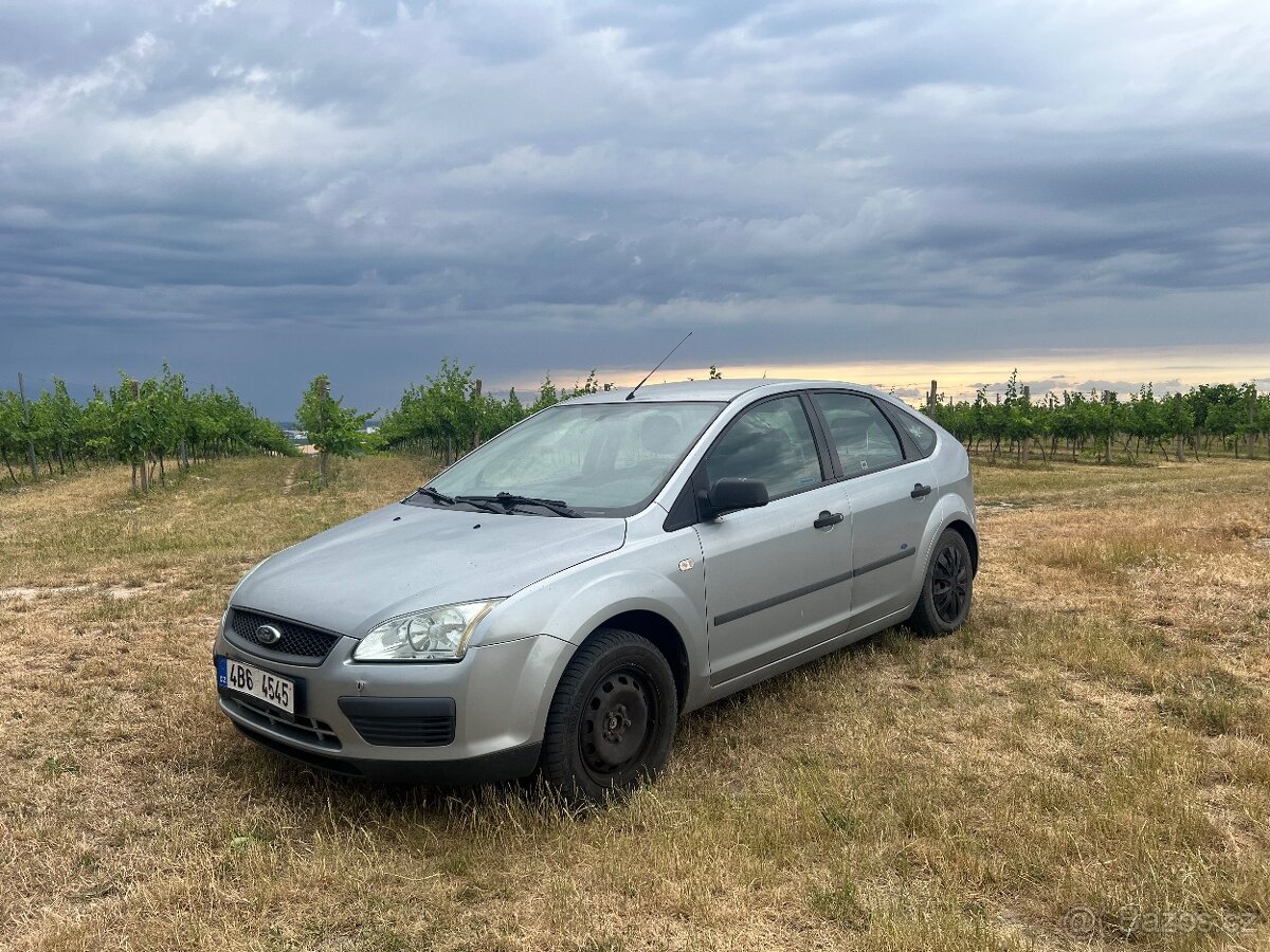 Ford Focus 1.6 benzín 74kW 2004