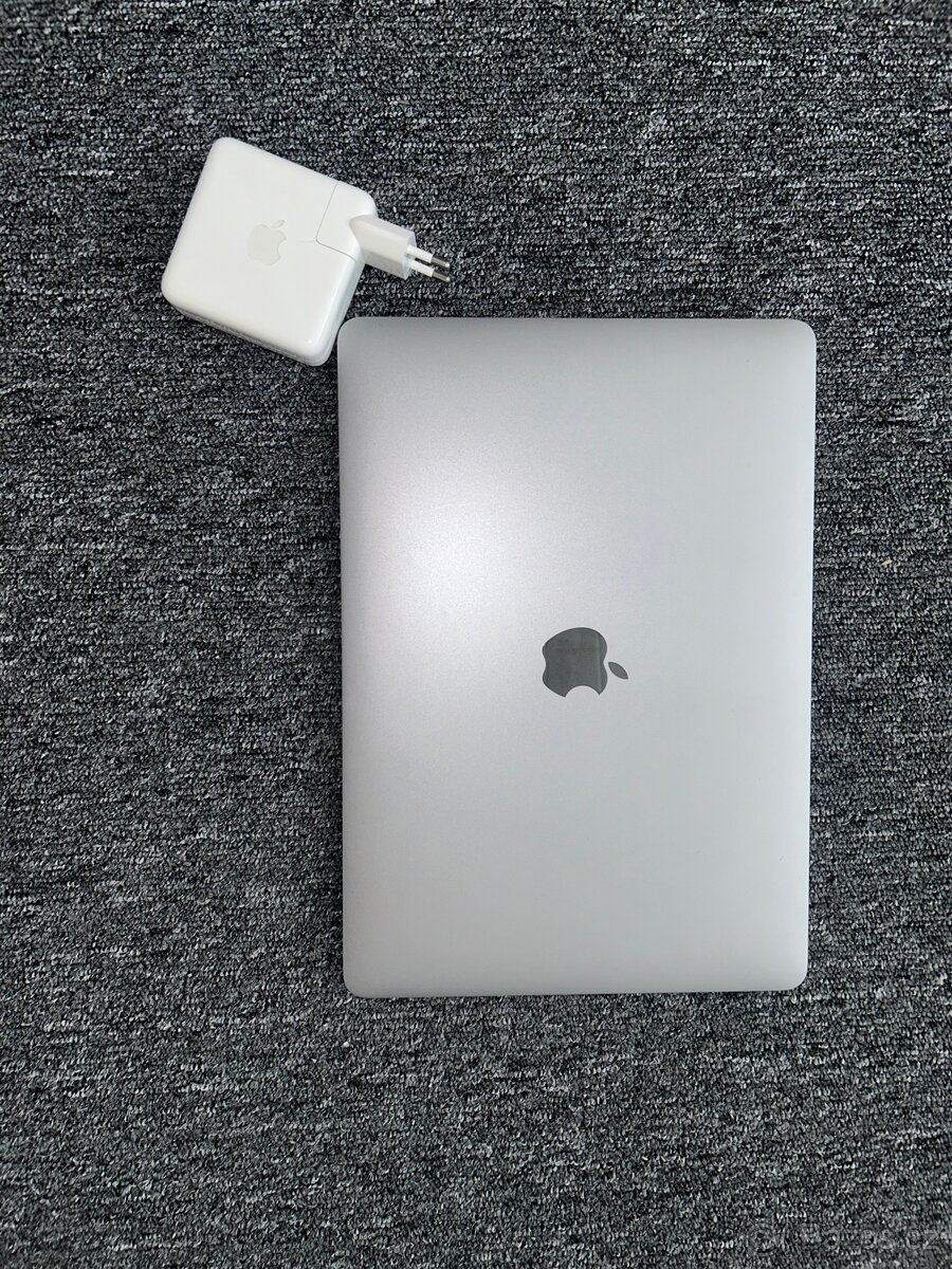 MacBook Pro 13” 2018 - i5/8GB RAM/256GB SSD