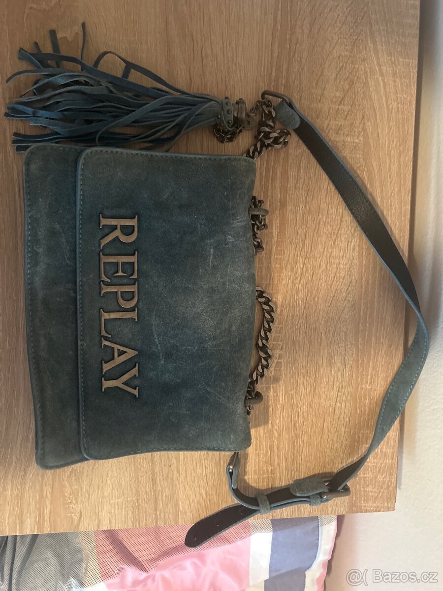 Kabelka replay