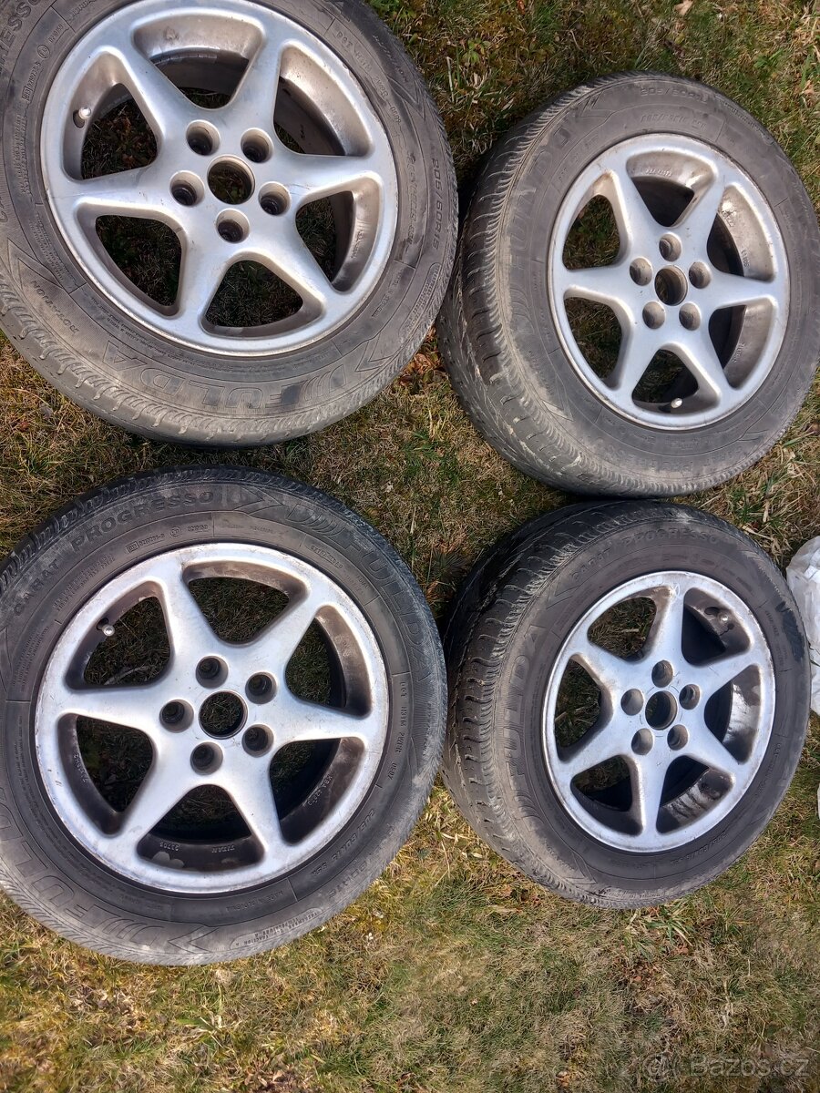 Litá kola a zahrádka na ford galaxy