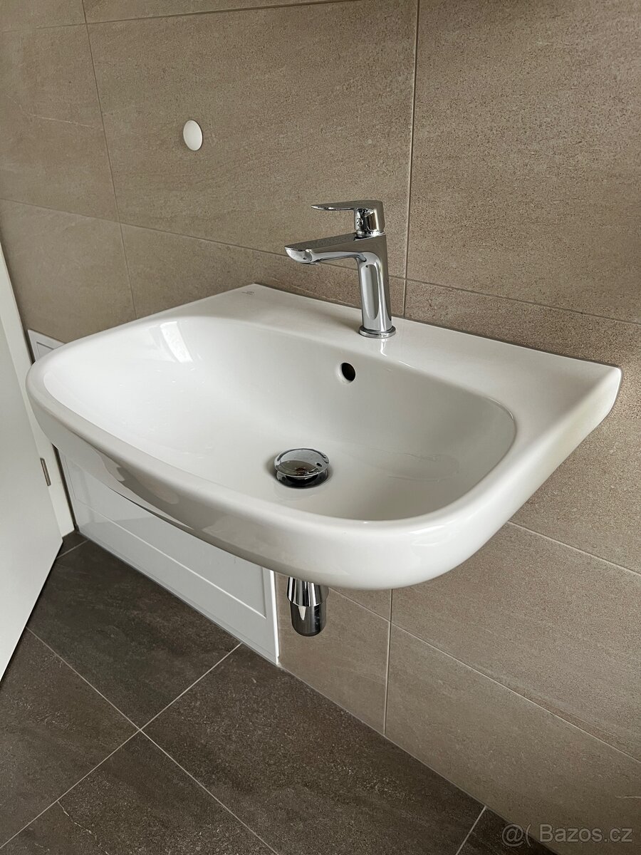 Umyvadlo Ideal Standard 55x44 cm + sifon - zánovní - 3 kusy