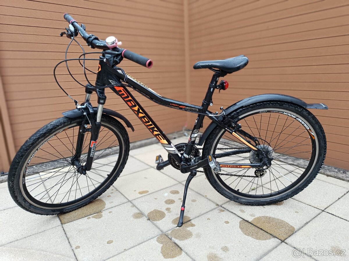 Silniční kolo Maxbike