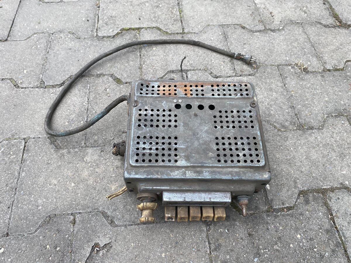 Elektronkove Autorádio Volha Gaz 21