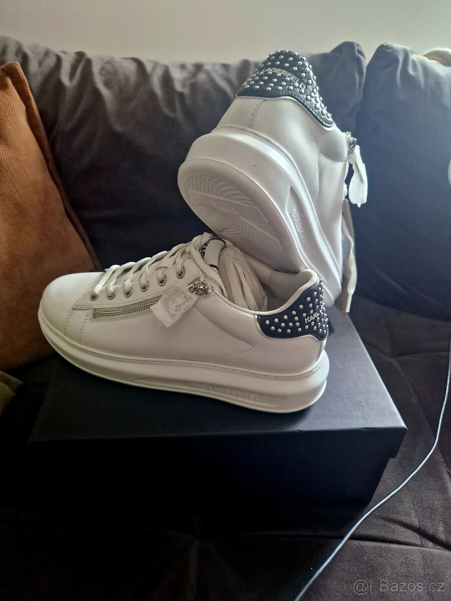 Bílé sneakersy zn. KARL LAGERFIELD