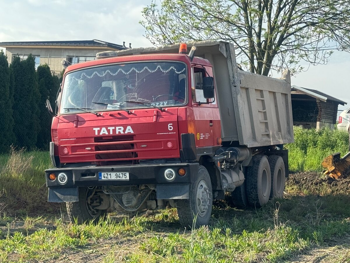 Tatra 815