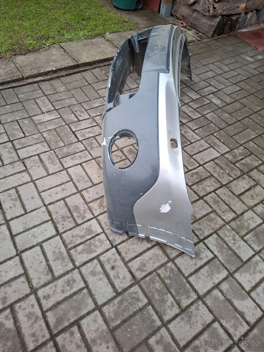 Prodám nárazník Škoda scout