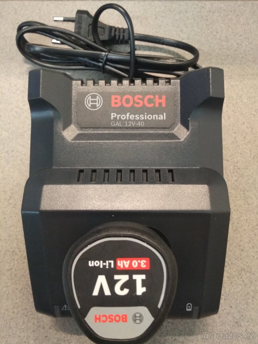 Aku set Bosch nabíječka+ baterie Bosch 12V 3Ah
