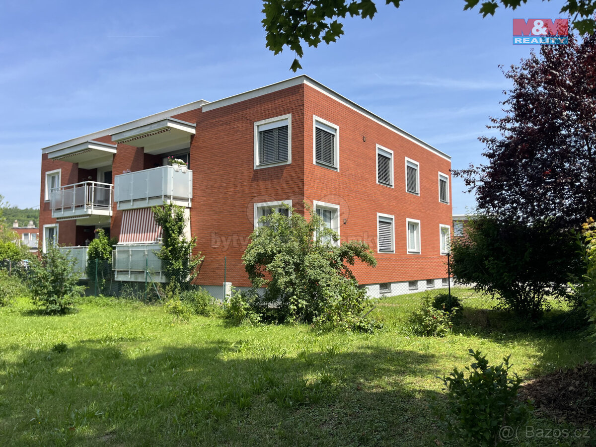 Pronájem bytu 4+kk, Zlín, ul. Havlíčkovo nábřeží, garáž