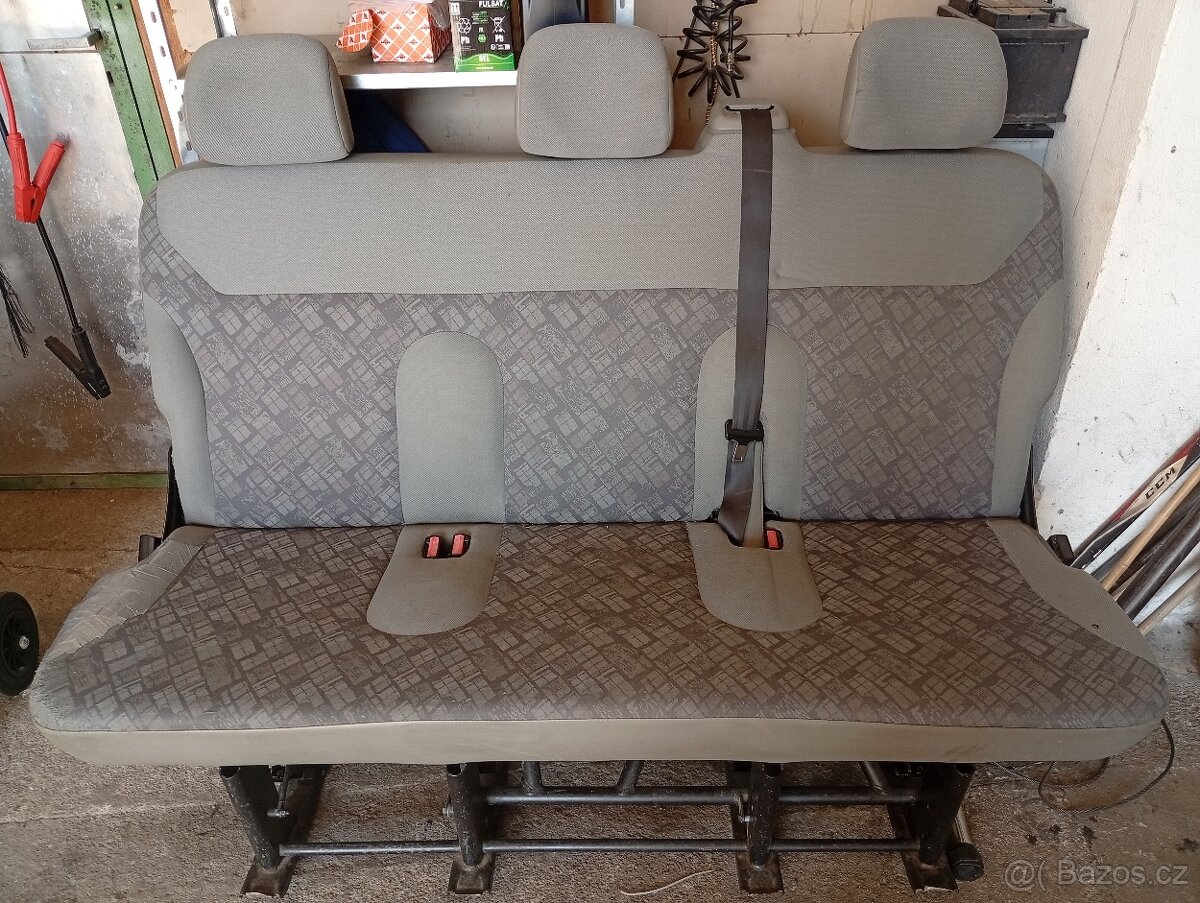Sedačky Trafic vivaro primastar