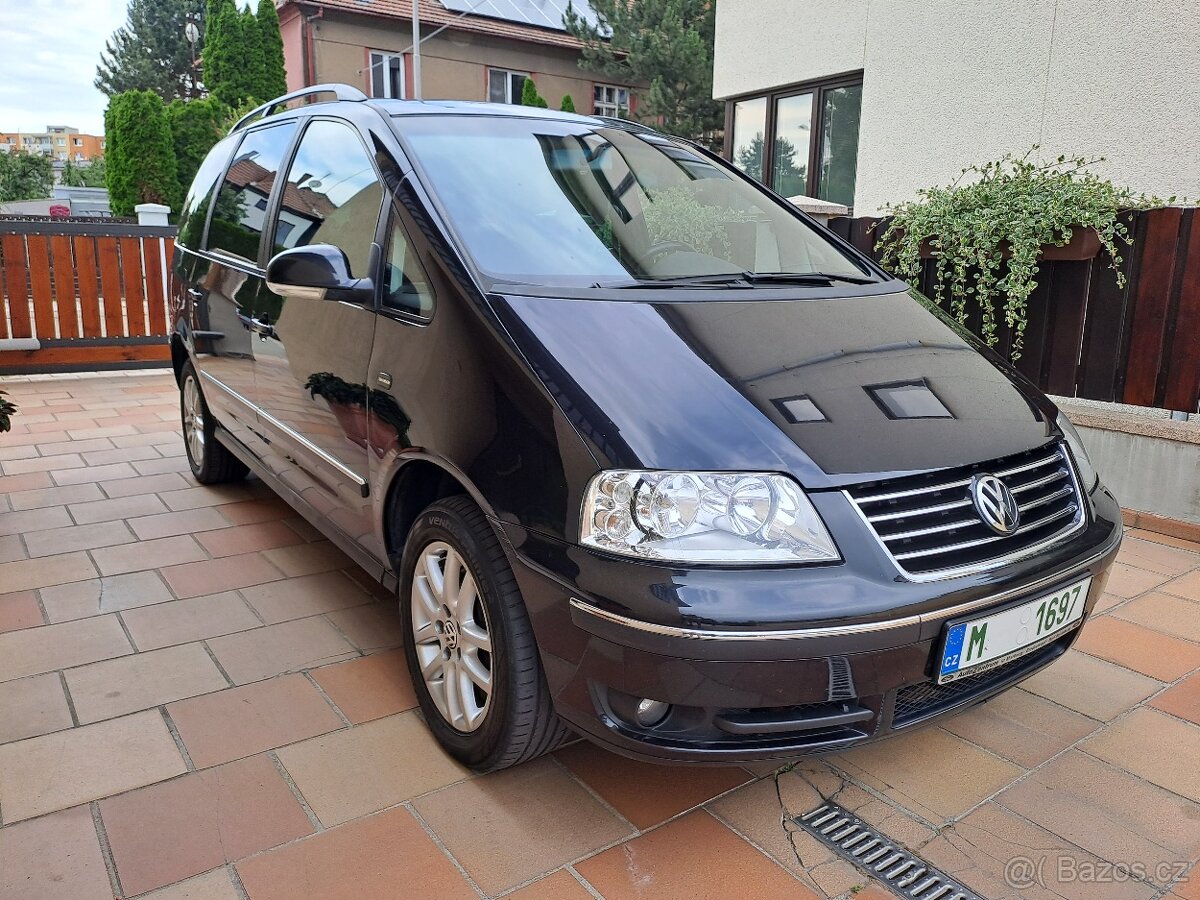 Volkswagen Sharan Trendline 7 míst TOP STAV