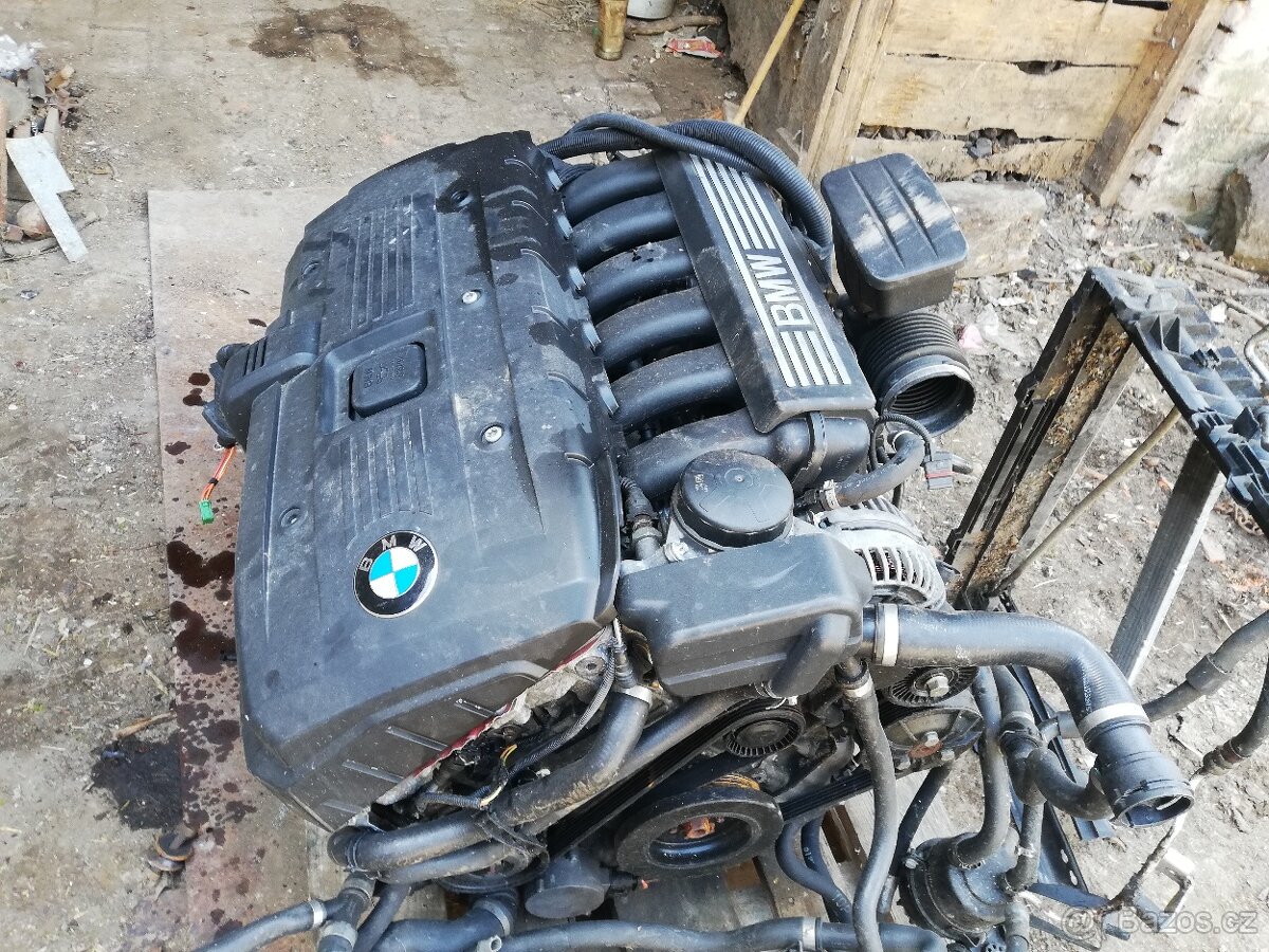 Motor BMW E60 e61 523i 130kW n52b25A