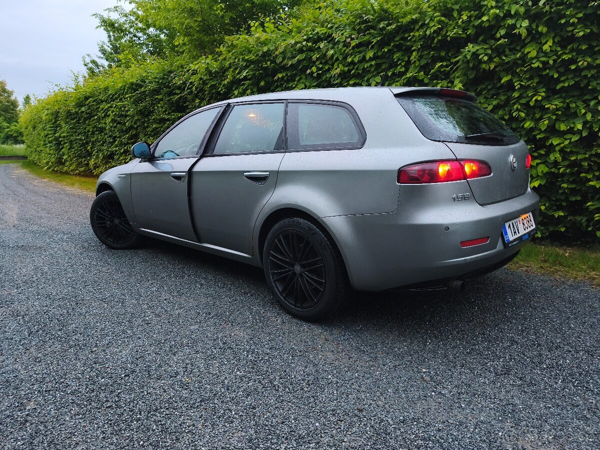 Alfa Romeo 159 1.9 JTD 88 kW r.v.2010