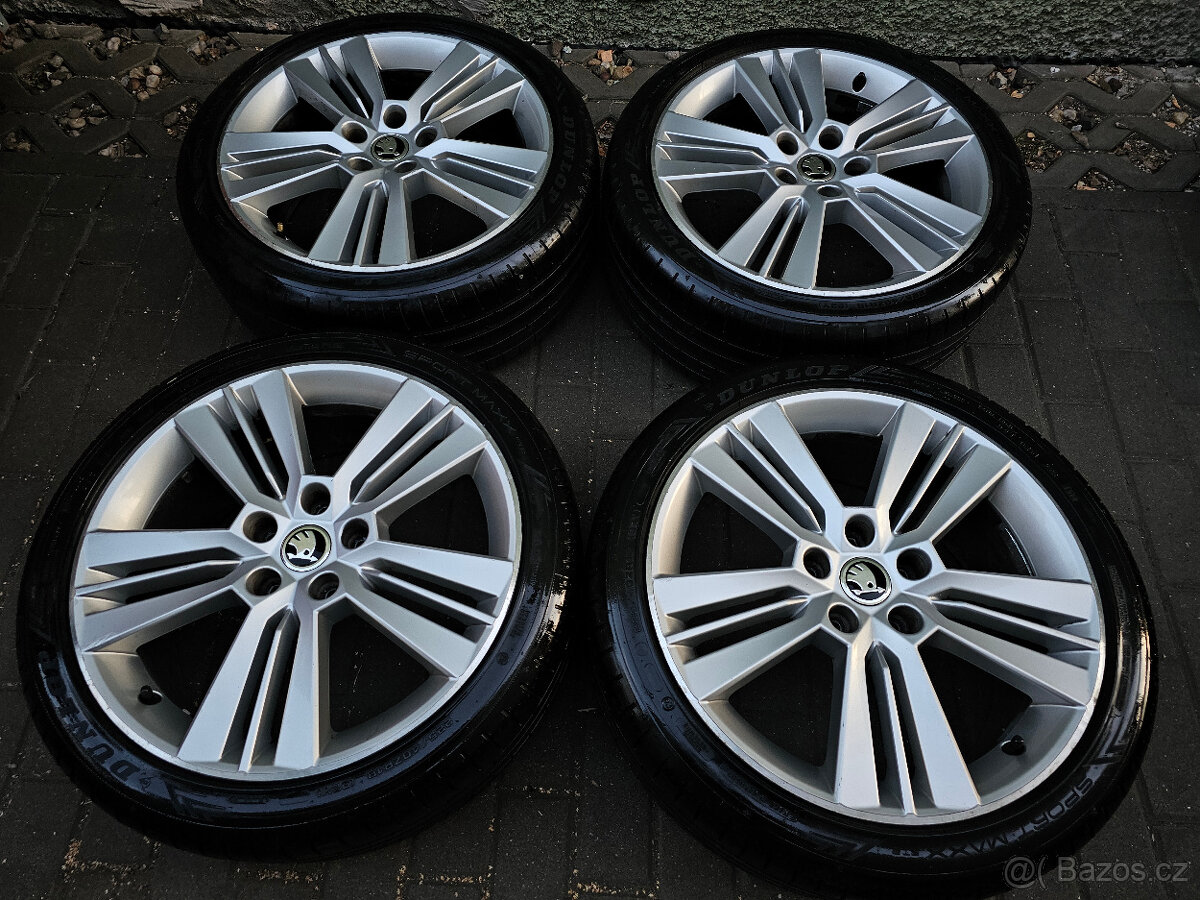 ALU kola letní Škoda 5x112 R18 Pictoris Octavia III RS