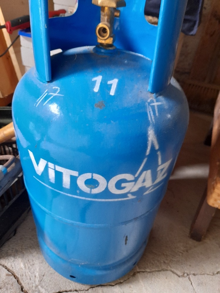 Propanbutanová láhev - pro náplň 10kg