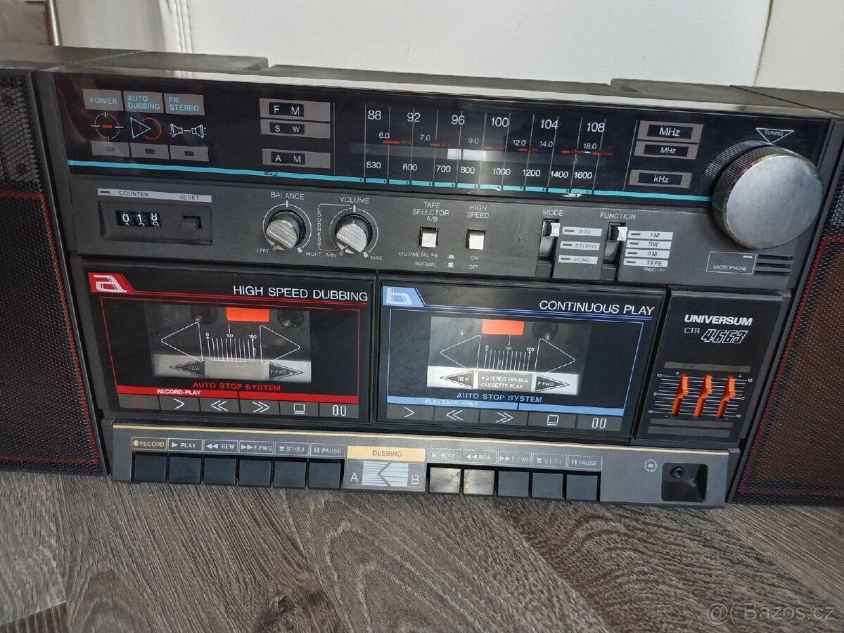 Universum CTR 4663 radiomagnetofon retro 2 kazeťák