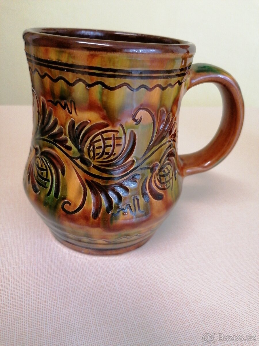 PIVNÍ KORBEL, KERAMICKÝ DŽBÁNEK 800ML, CENA: 500KČ